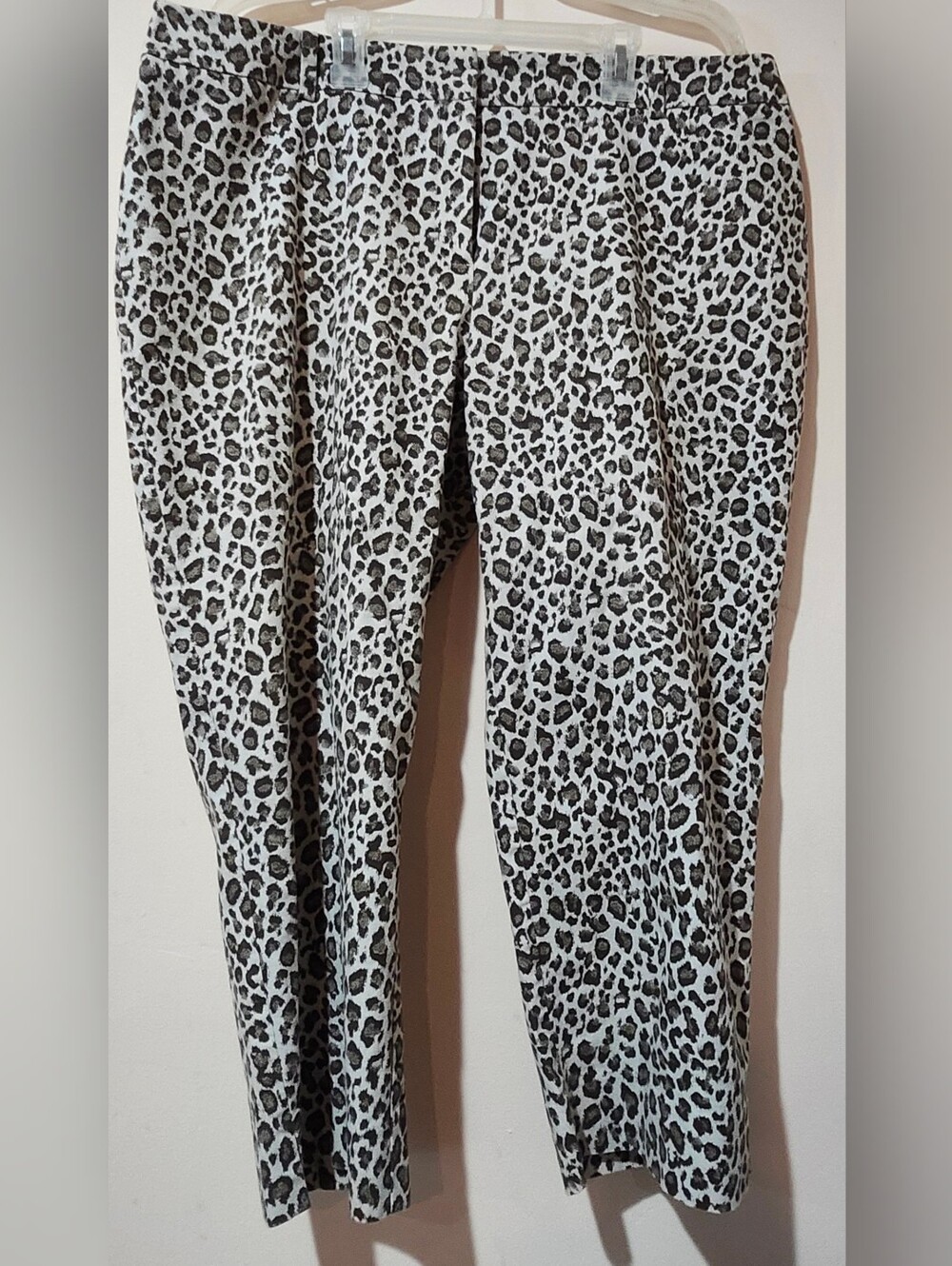 New York & Company Leopard Print Women's Pants Size XL/ Size 3
